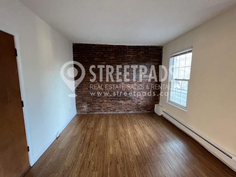 74 South Huntington Ave, Jamaica Plain