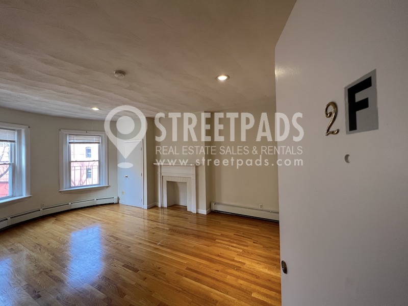 Photos of apartment on Wait St.,Boston MA 02120