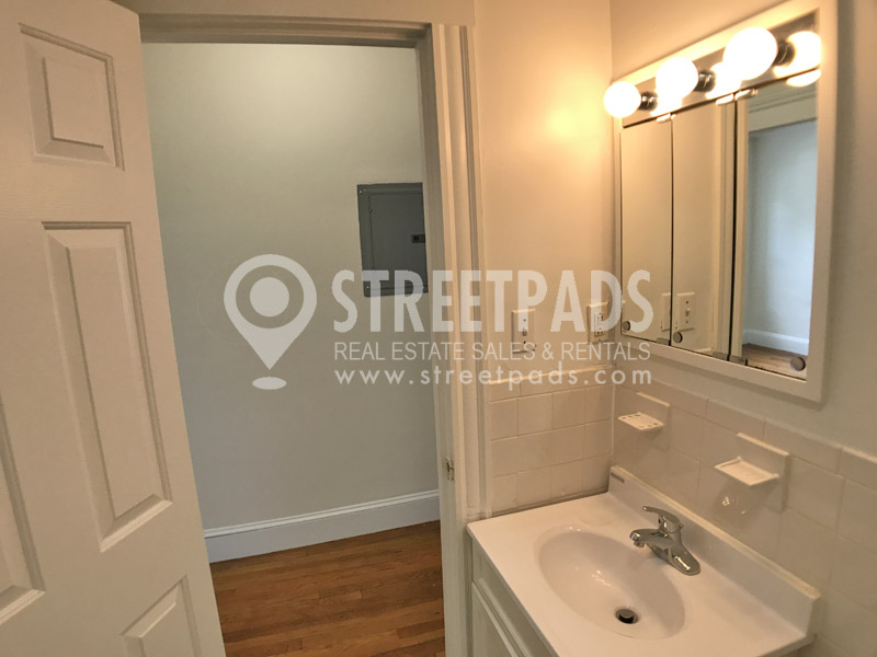 3 Langdon St, Neighborhood Nine