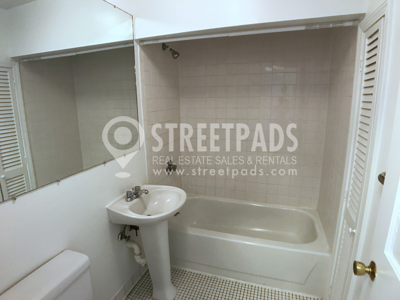 19 Green St, Jamaica Plain