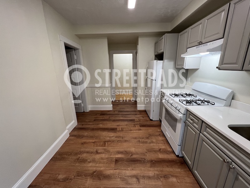 Photos of apartment on Centre St.,Cambridge MA 02139