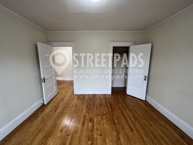 Photos of apartment on Centre St.,Cambridge MA 02139