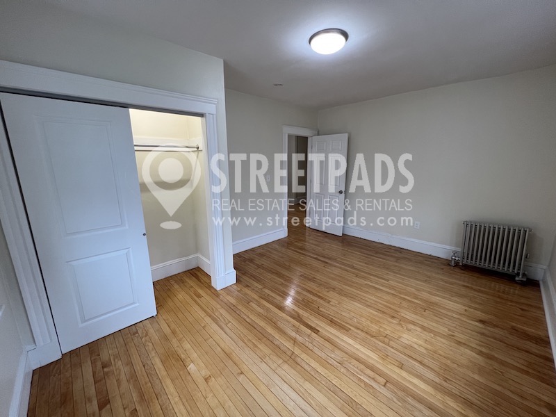 Photos of apartment on Centre St.,Cambridge MA 02139