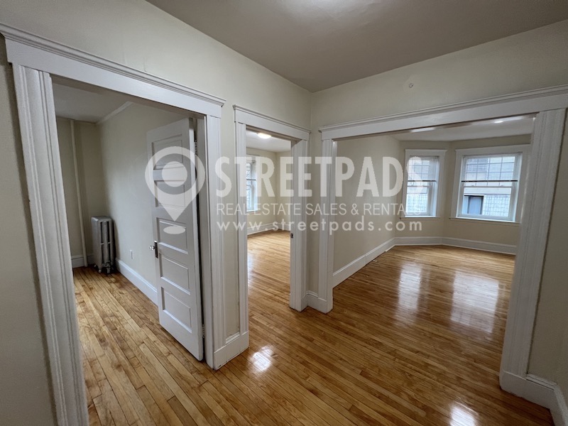 Photos of apartment on Centre St.,Cambridge MA 02139