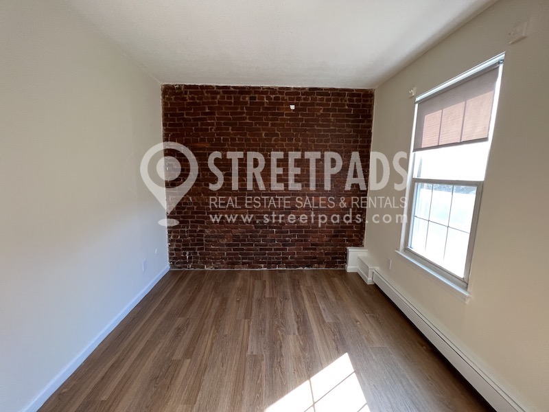 54 South Huntington Ave, Mission Hill