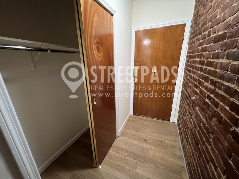 54 South Huntington Ave, Mission Hill