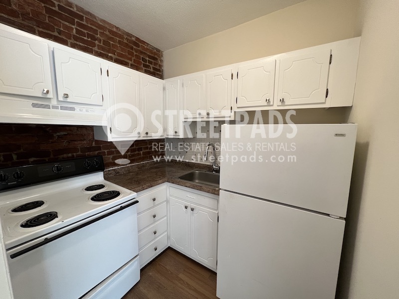 Photos of apartment on South Hungtinton Ave.,Boston MA 02130