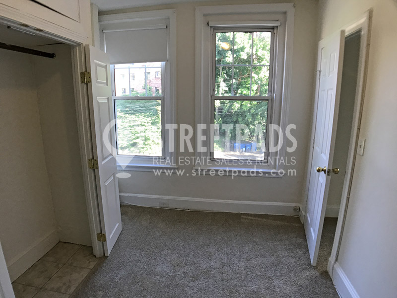 Photos of apartment on Beacon St.,Brookline MA 02446