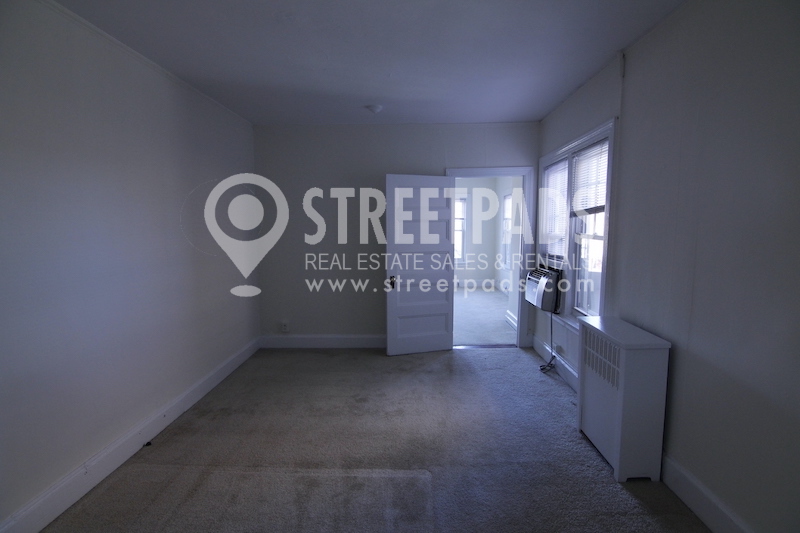 Photos of apartment on Beacon St.,Brookline MA 02446