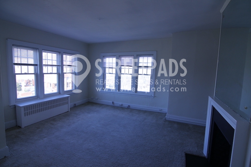Photos of apartment on Beacon St.,Brookline MA 02446