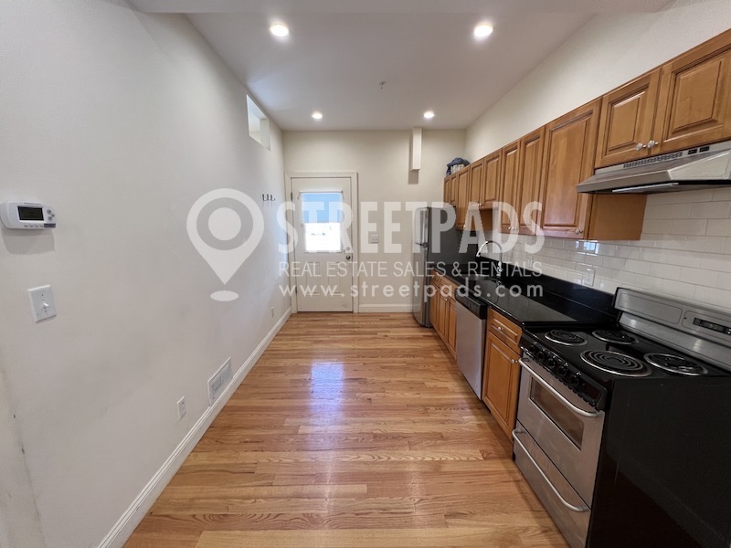 Photos of apartment on Harvard St.,Cambridge MA 02138