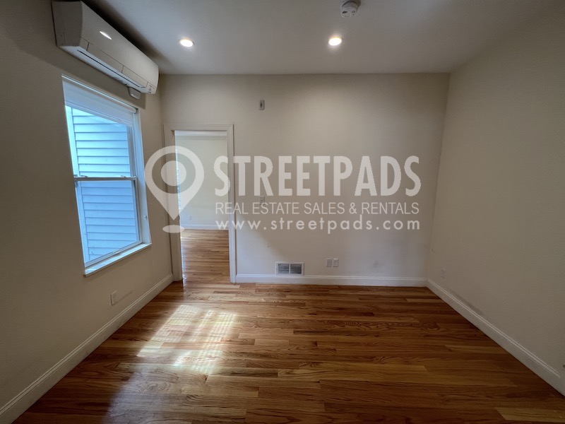 Photos of apartment on Harvard St.,Cambridge MA 02138