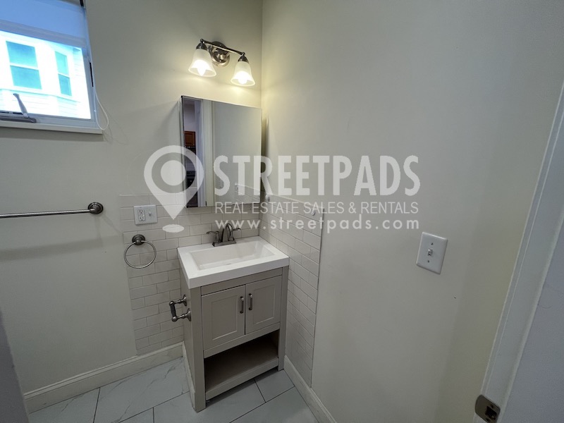 Photos of apartment on Harvard St.,Cambridge MA 02138