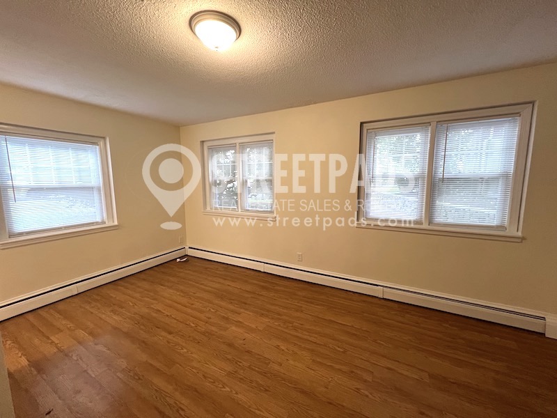 Photos of apartment on Commonwealth Ave.,Boston MA 02135