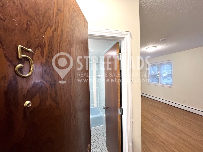 Photos of apartment on Commonwealth Ave.,Boston MA 02135