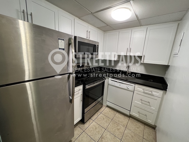 187 Kent St, Brookline