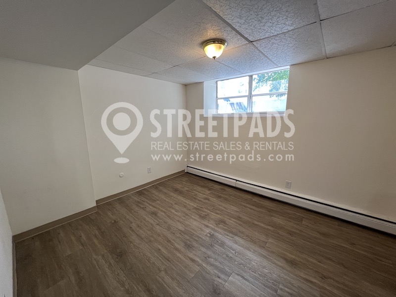 187 Kent St, Brookline