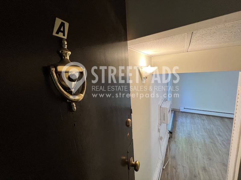 187 Kent St, Brookline