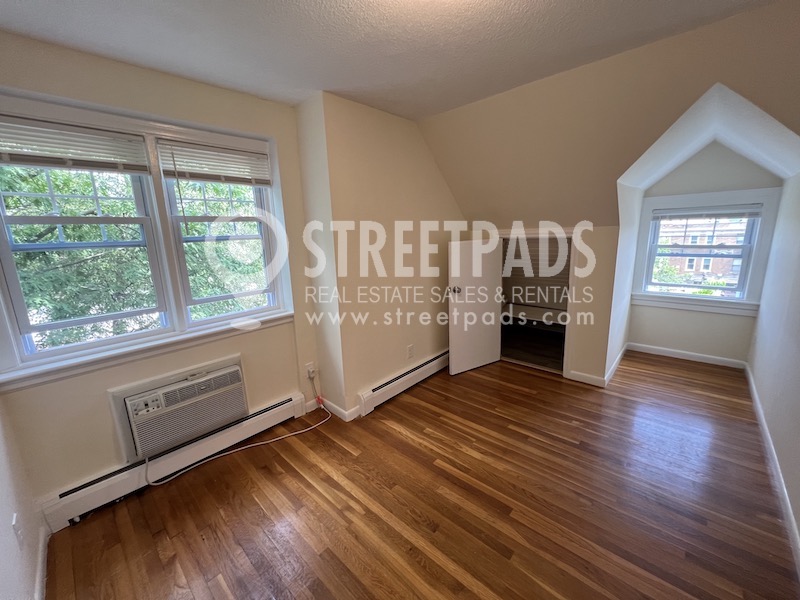 Photos of apartment on Commonwealth Ave.,Boston MA 02135
