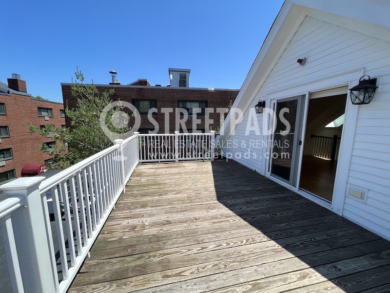 379 Harvard St, Mid-Cambridge