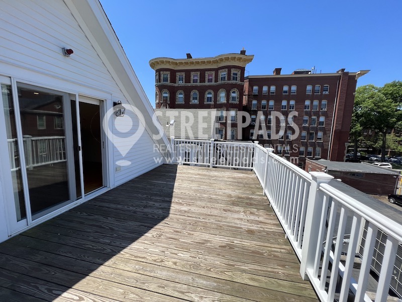 379 Harvard St, Mid-Cambridge