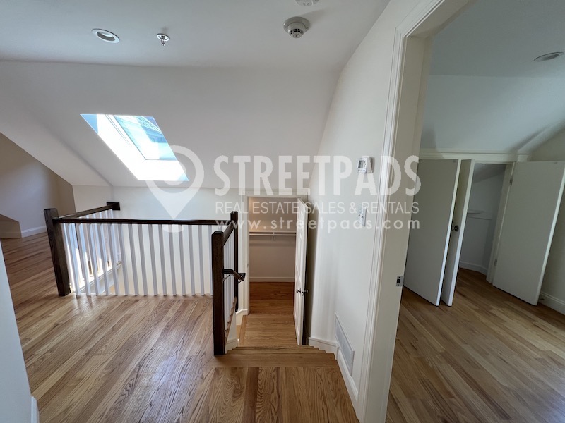 379 Harvard St, Mid-Cambridge