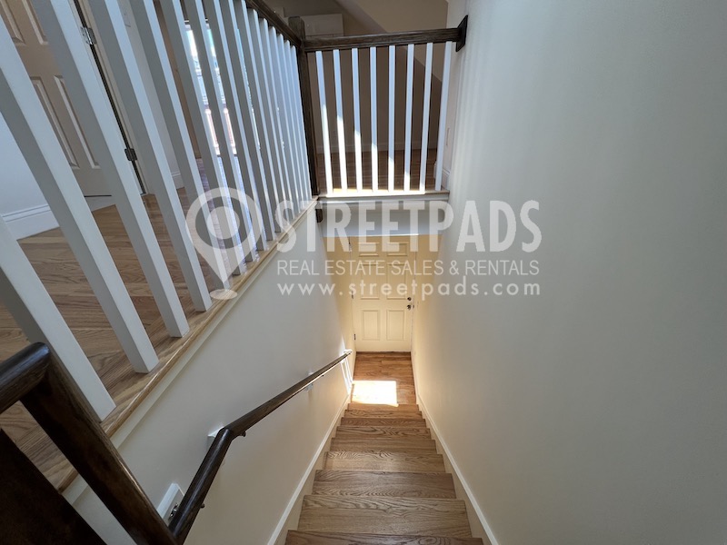 379 Harvard St, Mid-Cambridge