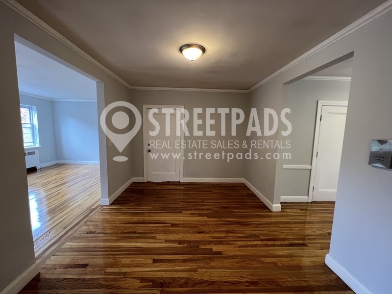 Photos of apartment on Beacon St.,Brookline MA 02446