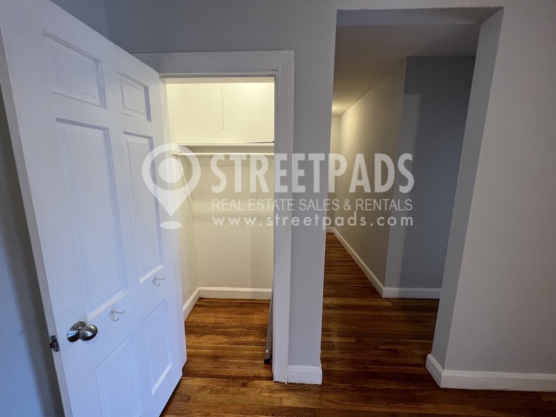 Photos of apartment on Beacon St.,Brookline MA 02446