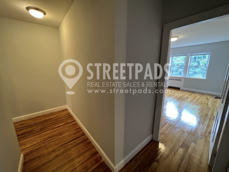 Photos of apartment on Beacon St.,Brookline MA 02446