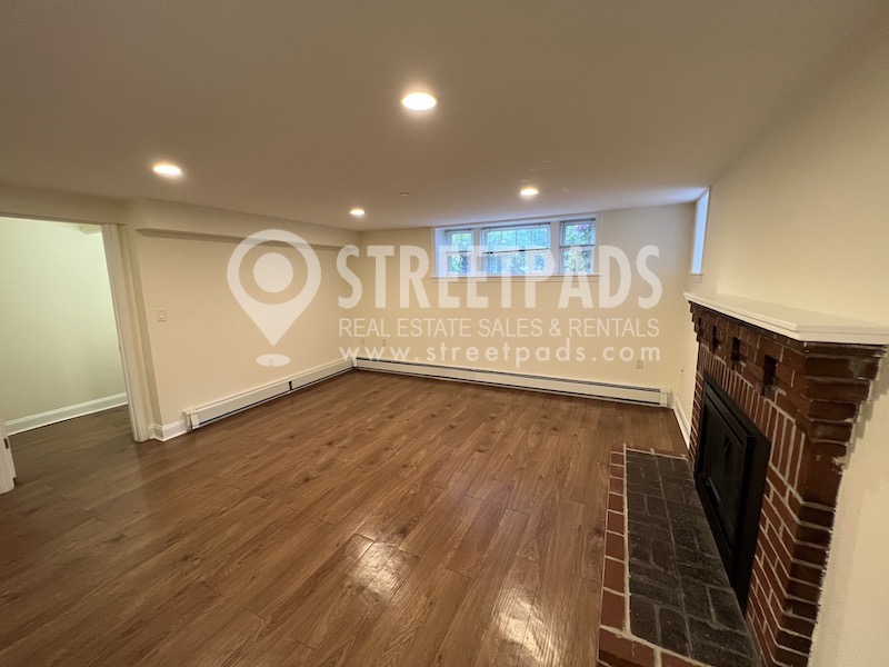 55 Langdon St, Neighborhood Nine