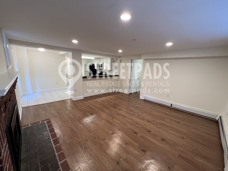 55 Langdon St, Neighborhood Nine