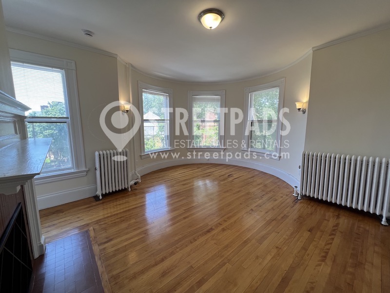 2 Ware St, Mid-Cambridge