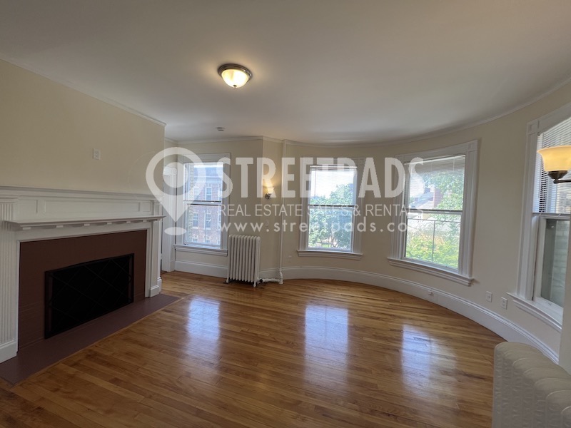 2 Ware St, Mid-Cambridge