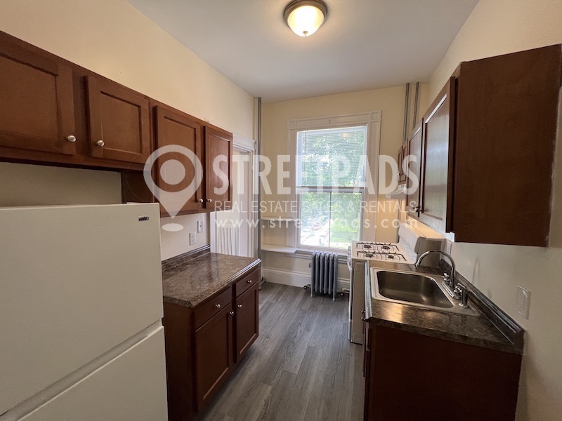 2 Ware St, Mid-Cambridge