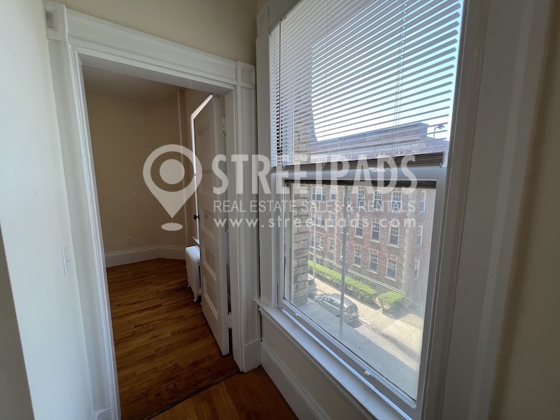 2 Ware St, Mid-Cambridge