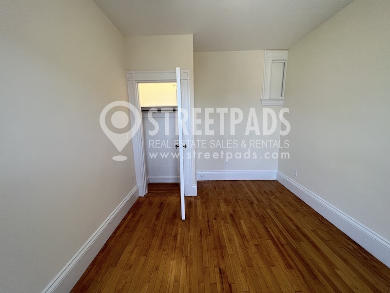 2 Ware St, Mid-Cambridge