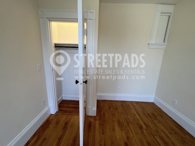 2 Ware St, Mid-Cambridge