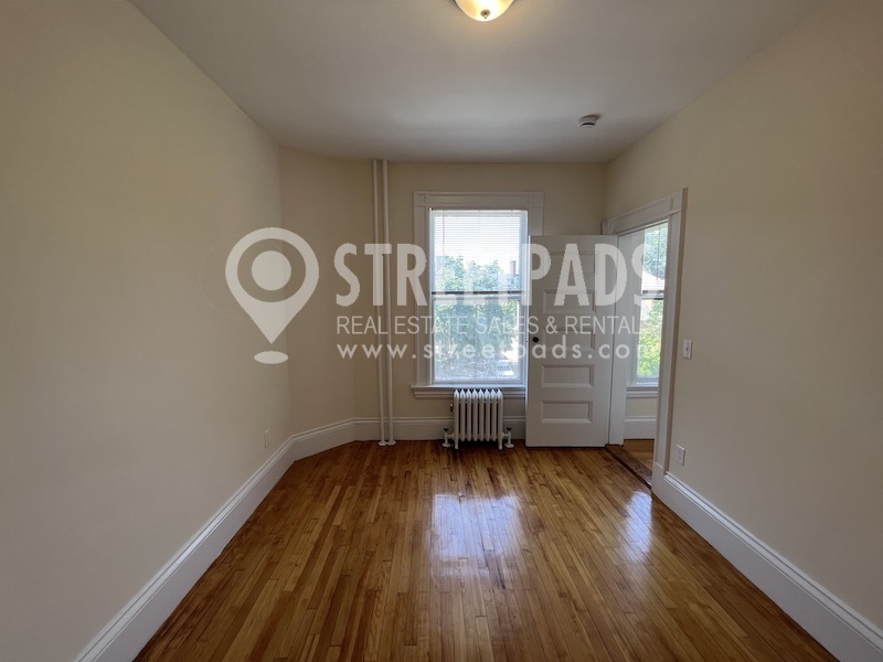 2 Ware St, Mid-Cambridge