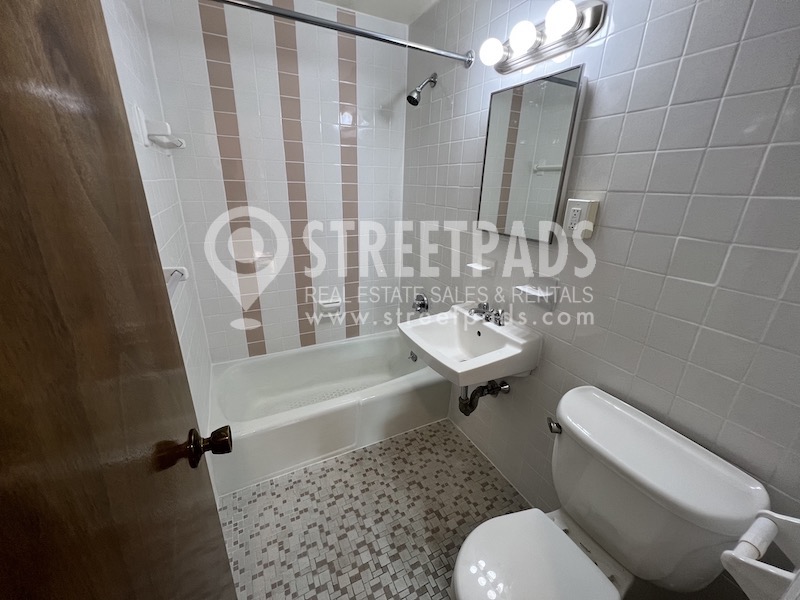 50 South St, Jamaica Plain