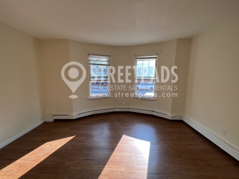 50 South St, Jamaica Plain