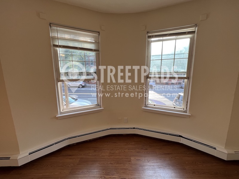 50 South St, Jamaica Plain