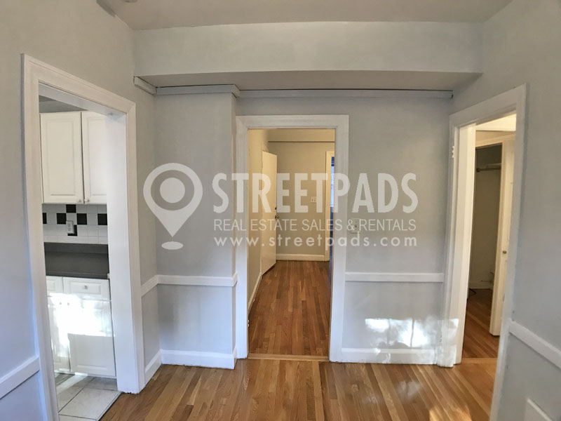 1131 Beacon St, Longwood