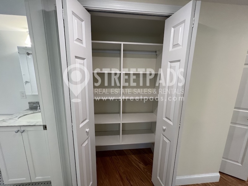 1 Langdon St, Neighborhood Nine