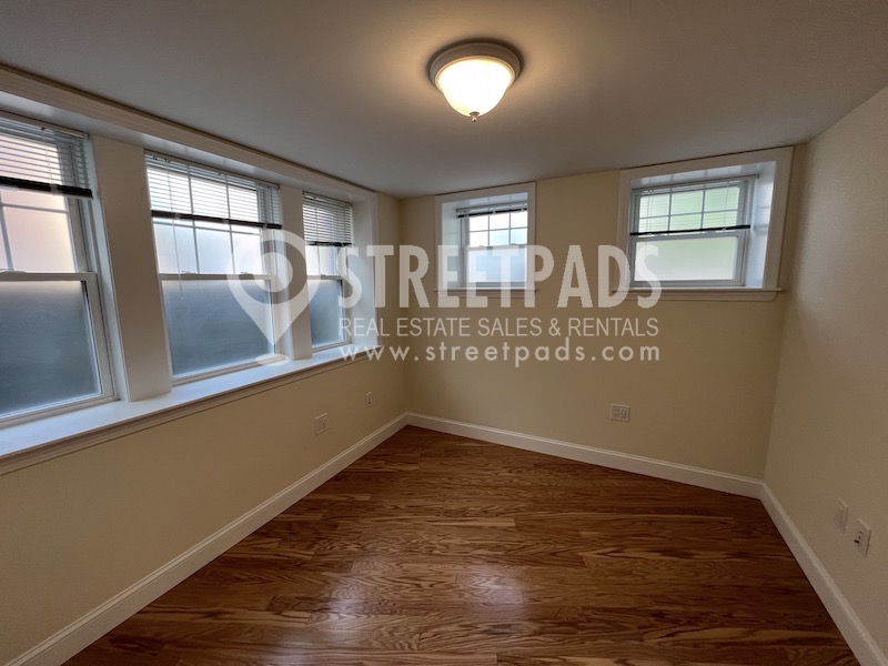 1 Langdon St, Neighborhood Nine