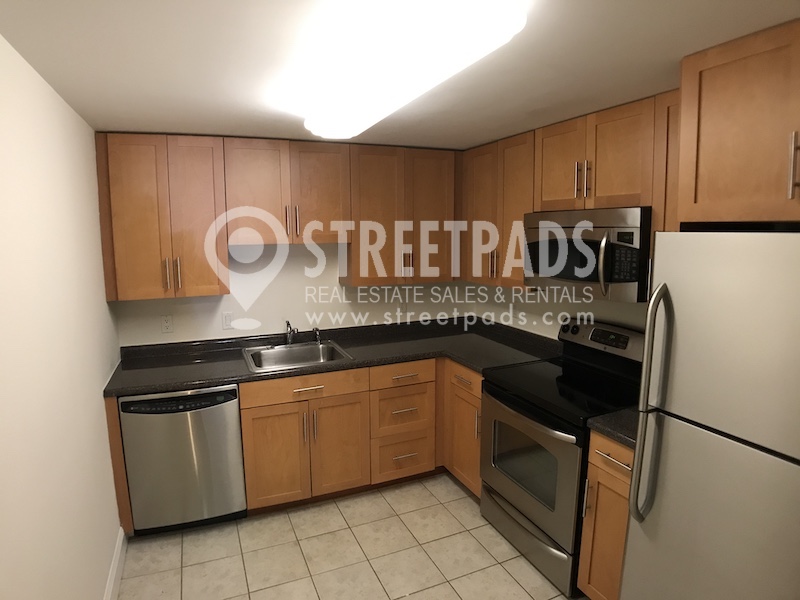 60 Brattle St, West Cambridge