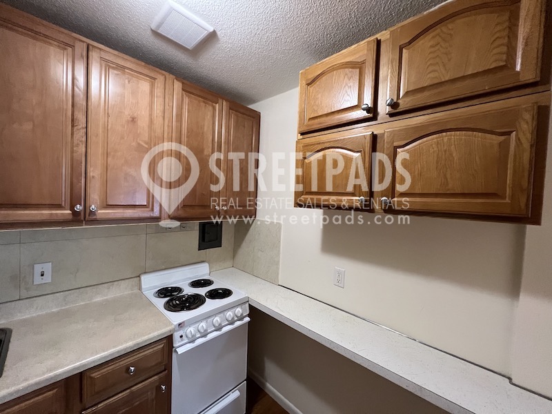 Photos of apartment on Commonwealth Ave.,Boston MA 02135