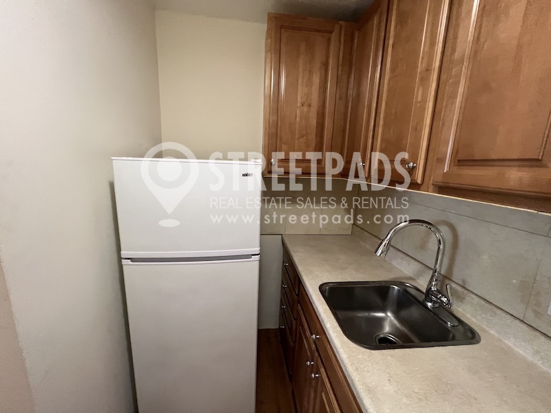 Photos of apartment on Commonwealth Ave.,Boston MA 02135