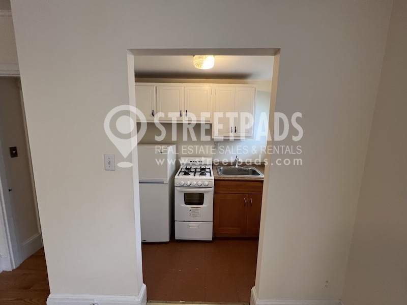 Photos of apartment on Harvard St.,Cambridge MA 02139