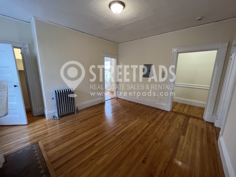 Photos of apartment on Ware St.,Cambridge MA 02138